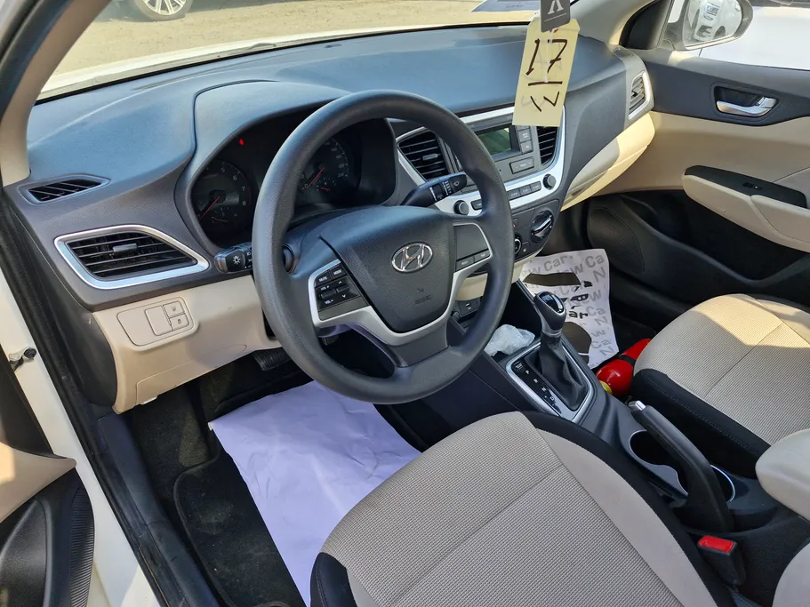 هيونداي اكسنت سمارت 2023 