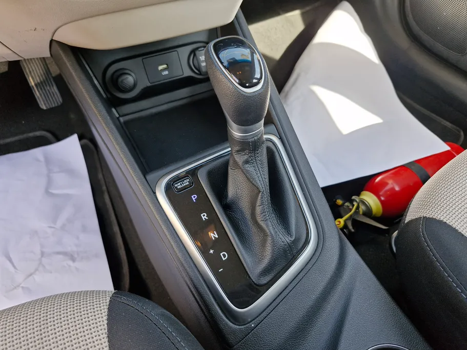 هيونداي اكسنت سمارت 2023 