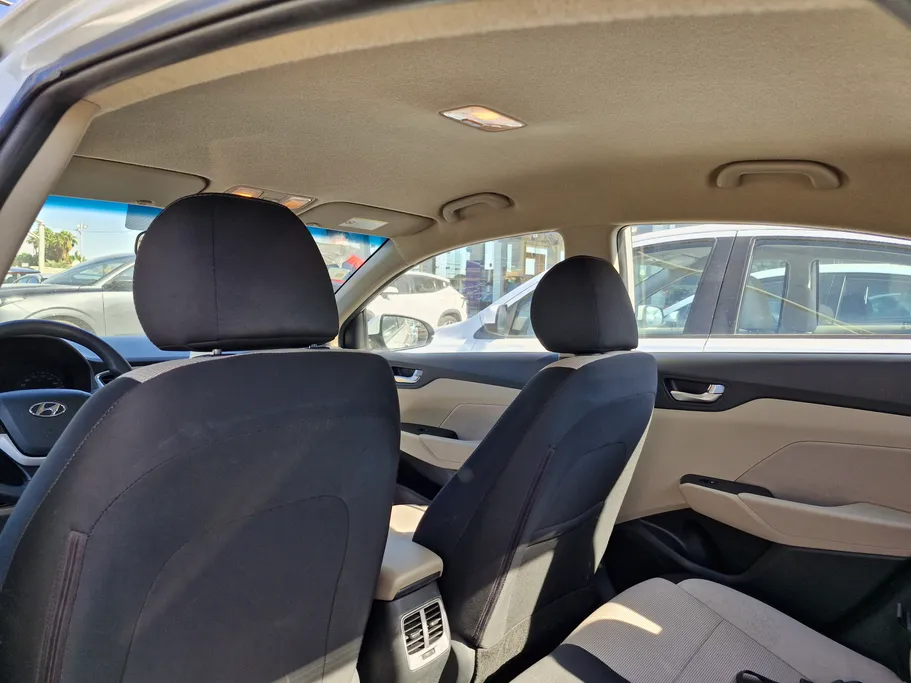 هيونداي اكسنت سمارت 2023 