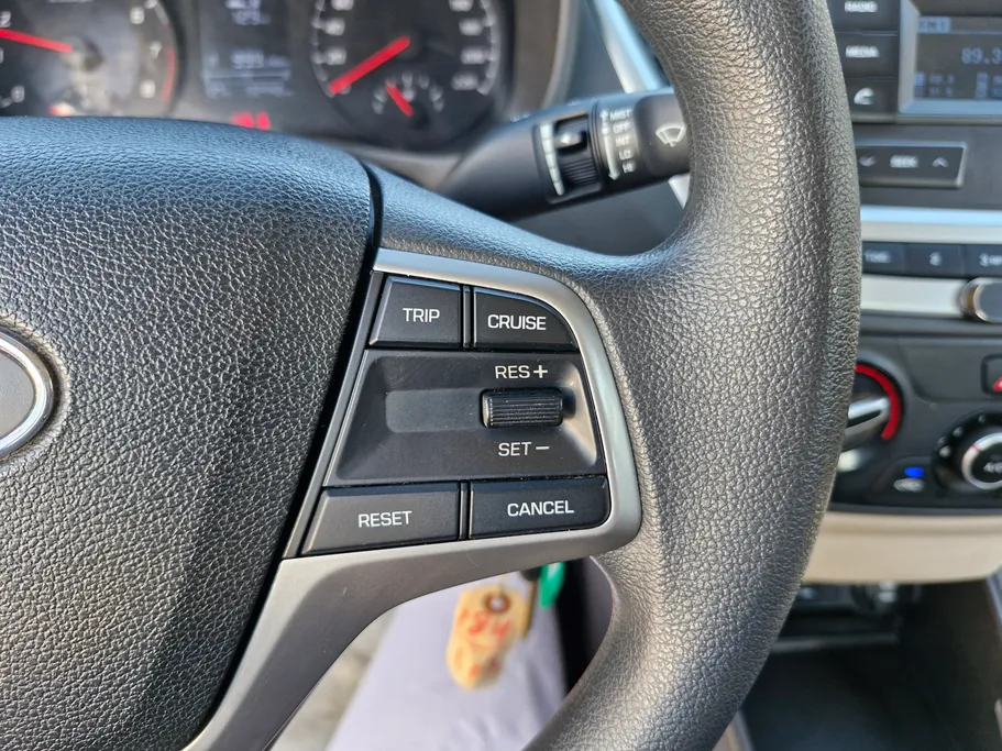 هيونداي اكسنت سمارت 2023 