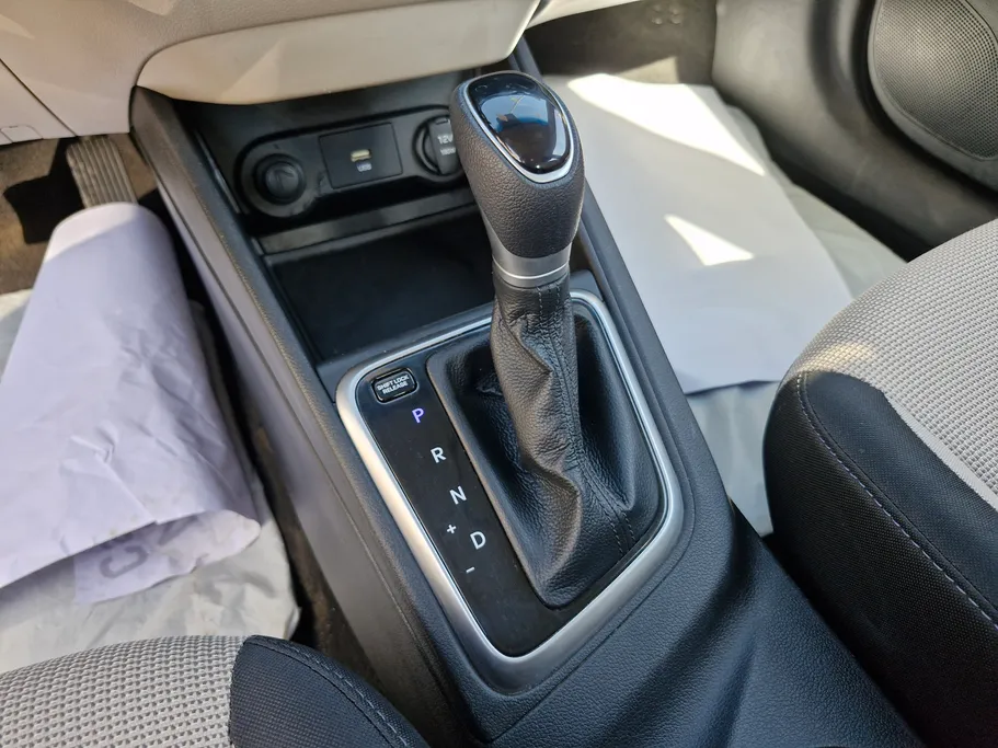 هيونداي اكسنت سمارت 2023 