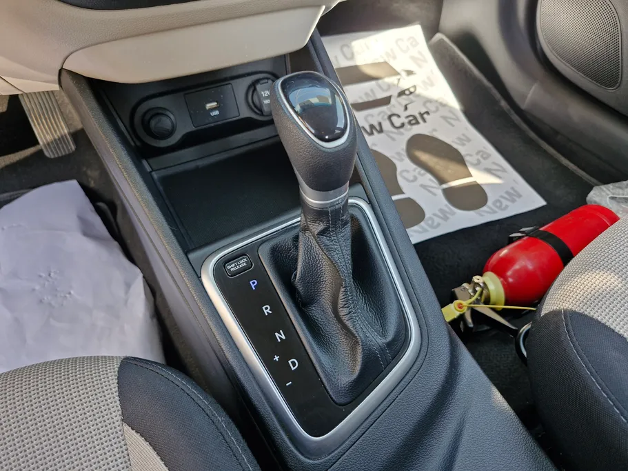 هيونداي اكسنت سمارت 2023 