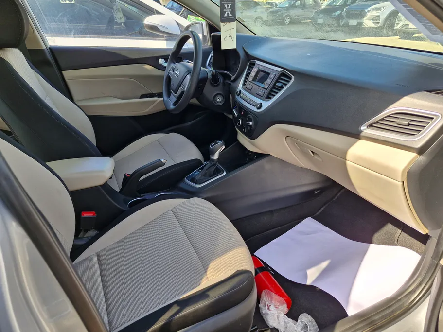 هيونداي اكسنت سمارت 2023 