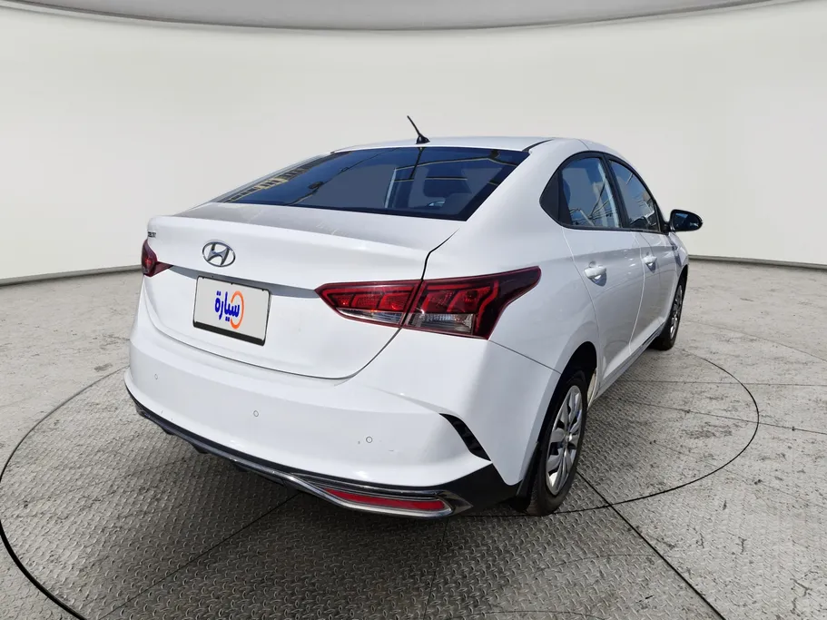 هيونداي اكسنت سمارت 2023 