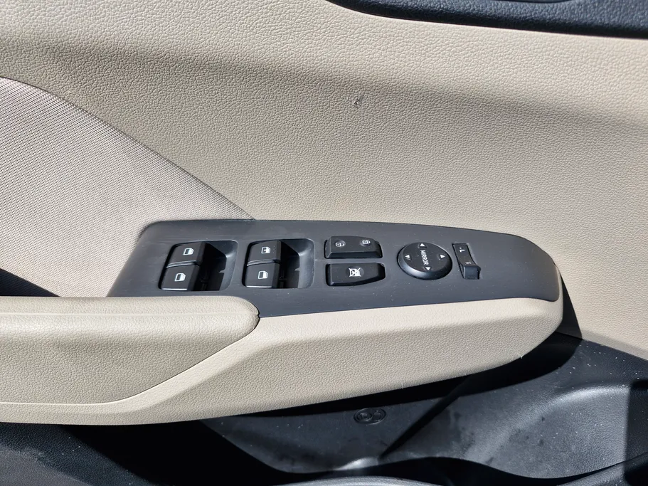 هيونداي اكسنت سمارت 2023 