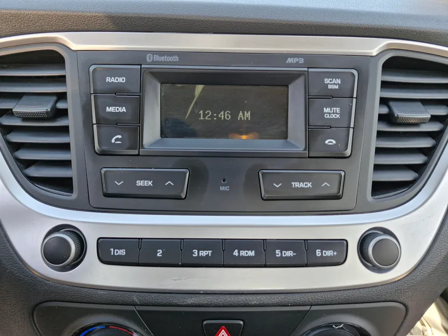 هيونداي اكسنت سمارت 2023 