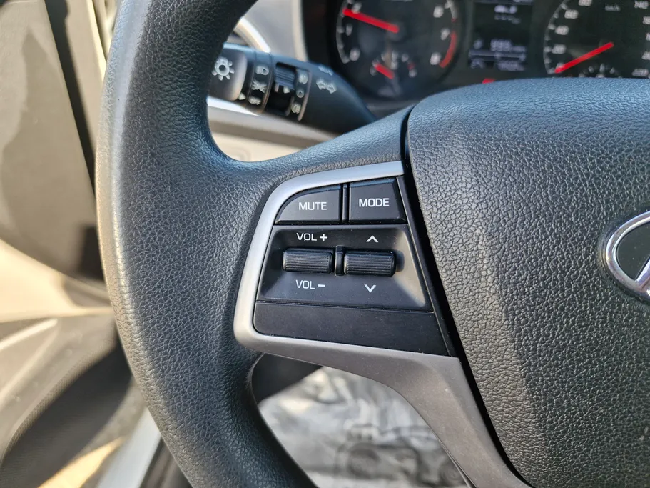 هيونداي اكسنت سمارت 2023 