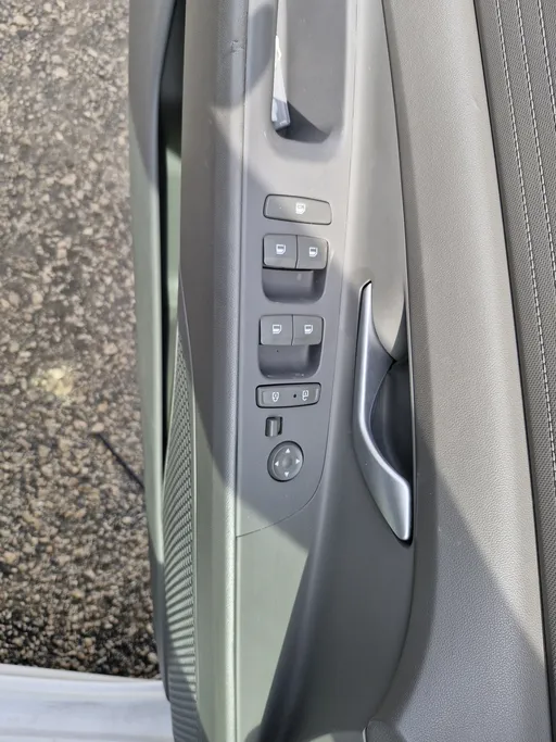 2024 Hyundai Elantra Smart 