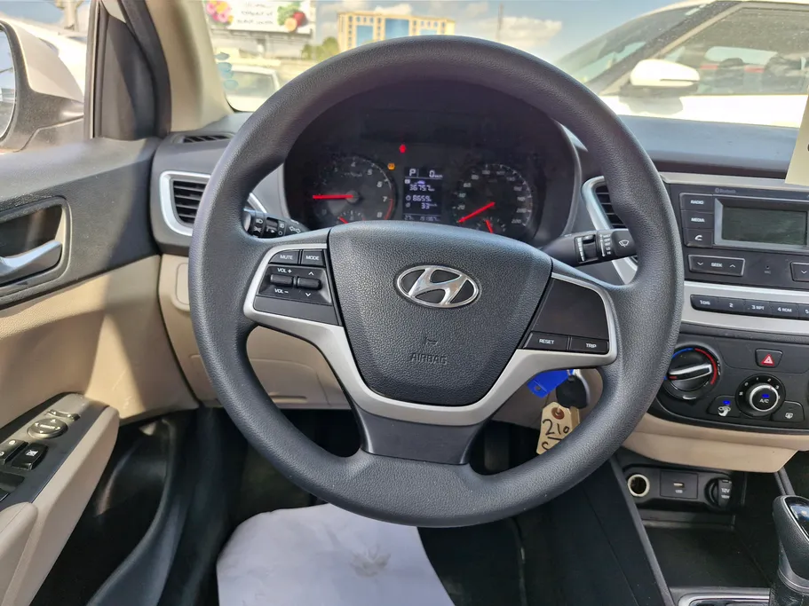 هيونداي اكسنت سمارت 2023 