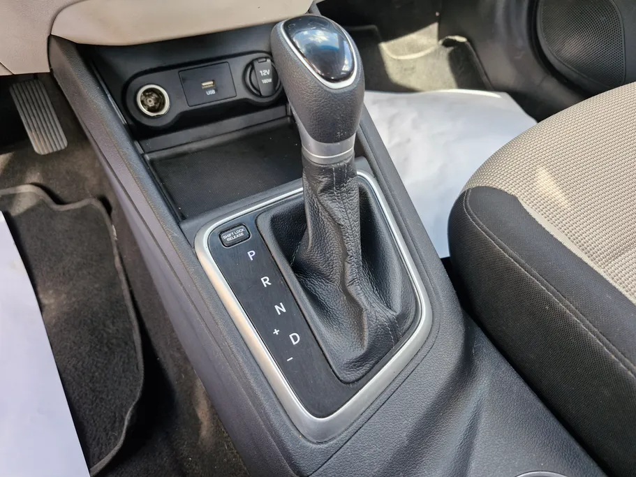 هيونداي اكسنت سمارت 2023 