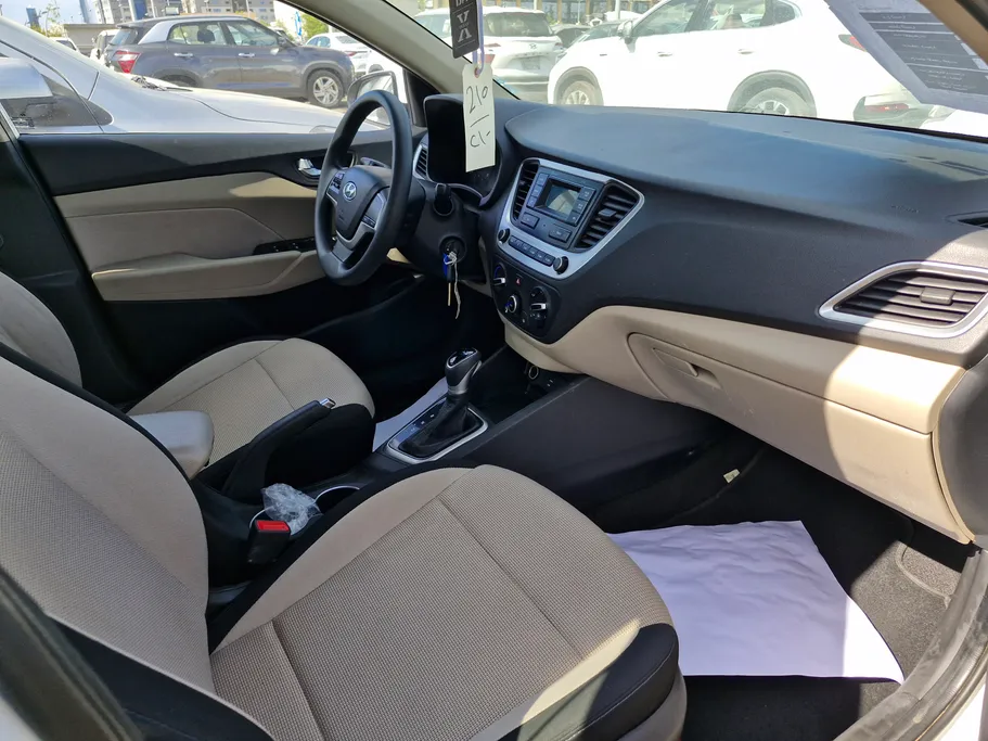 هيونداي اكسنت سمارت 2023 