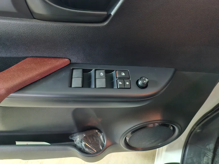 تويوتا هايلكس GL2 2024 