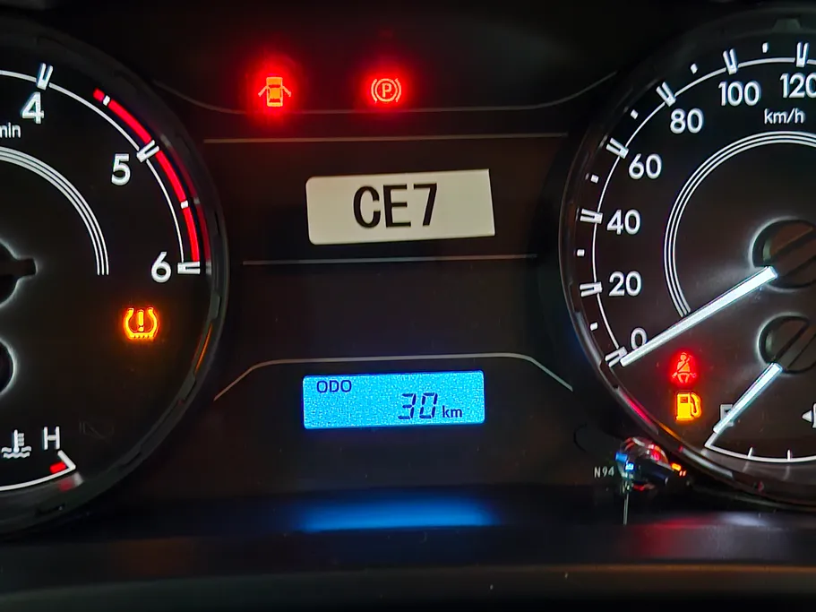 تويوتا هايلكس GL2 2024 