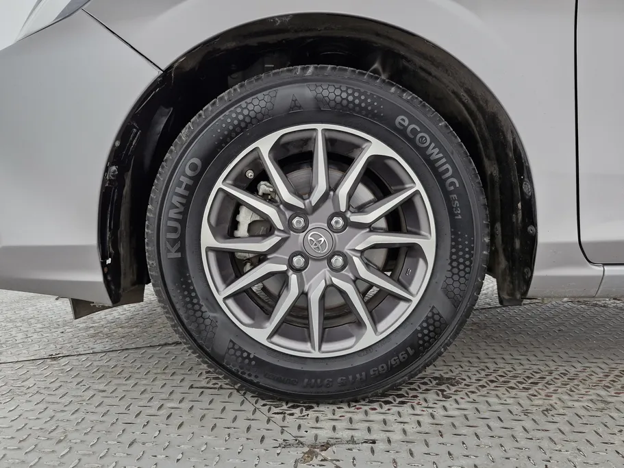 تويوتا يارس Y 2023 