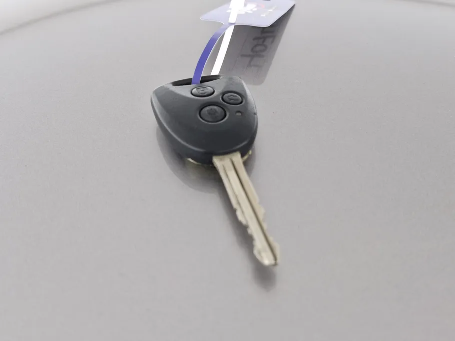 تويوتا يارس Y 2023 