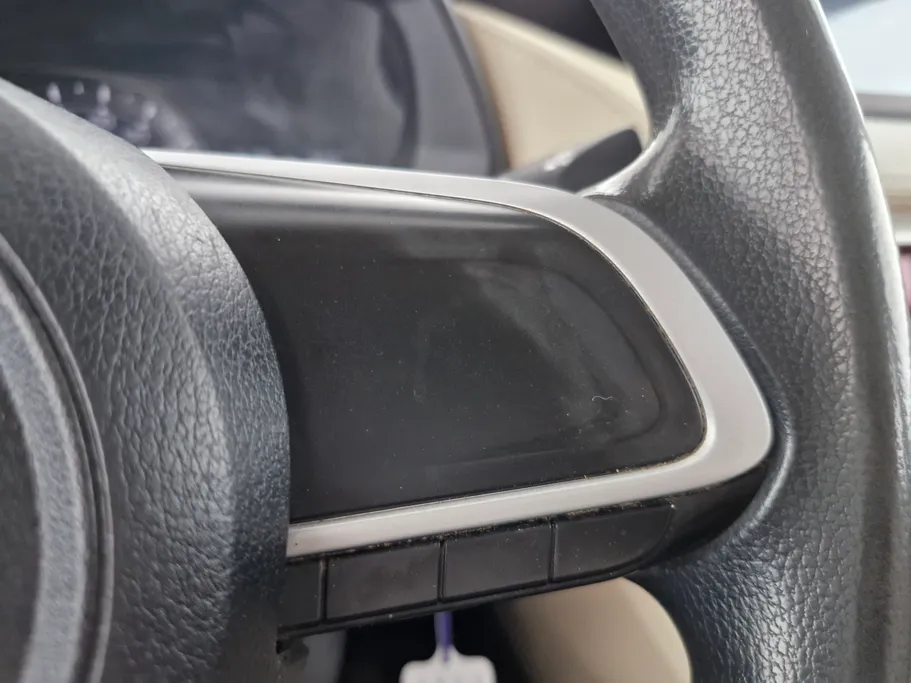 تويوتا يارس Y 2023 