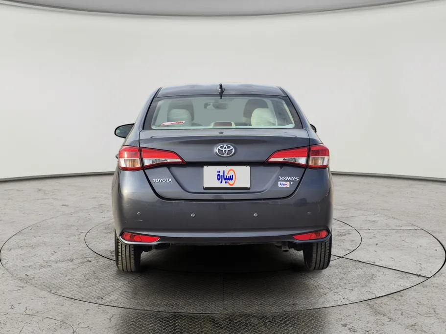 2021 Toyota Yaris  Y 