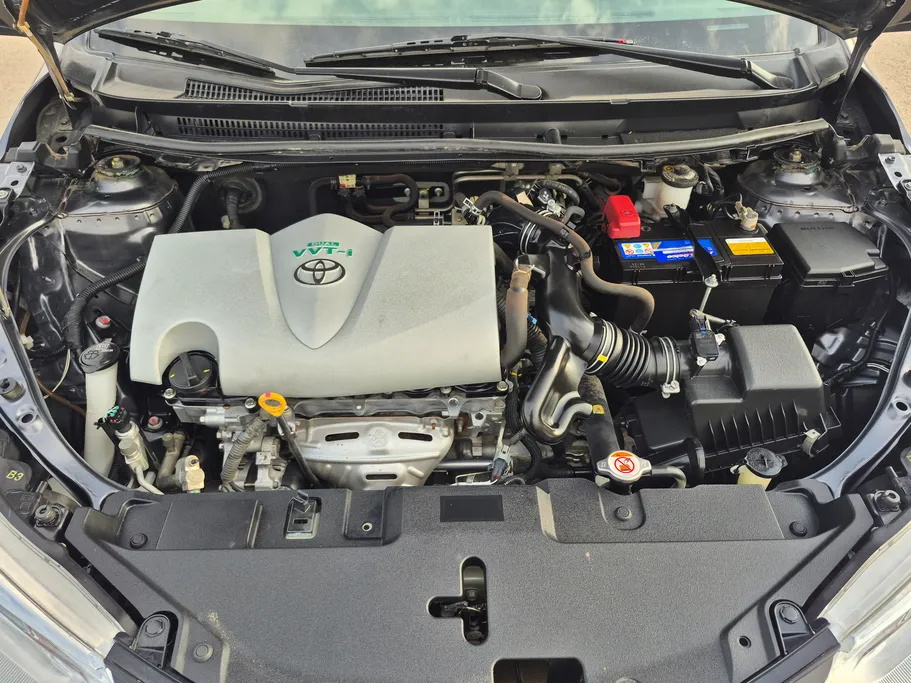 2021 Toyota Yaris  Y 