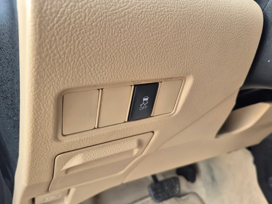 2021 Toyota Yaris  Y 