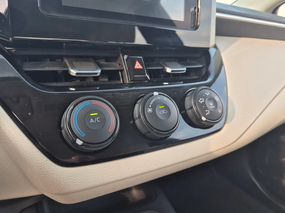 2024 Toyota Corolla XLI 