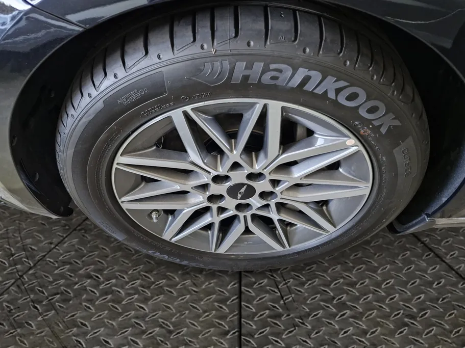 2026 Genesis G80 PRESTIGE 