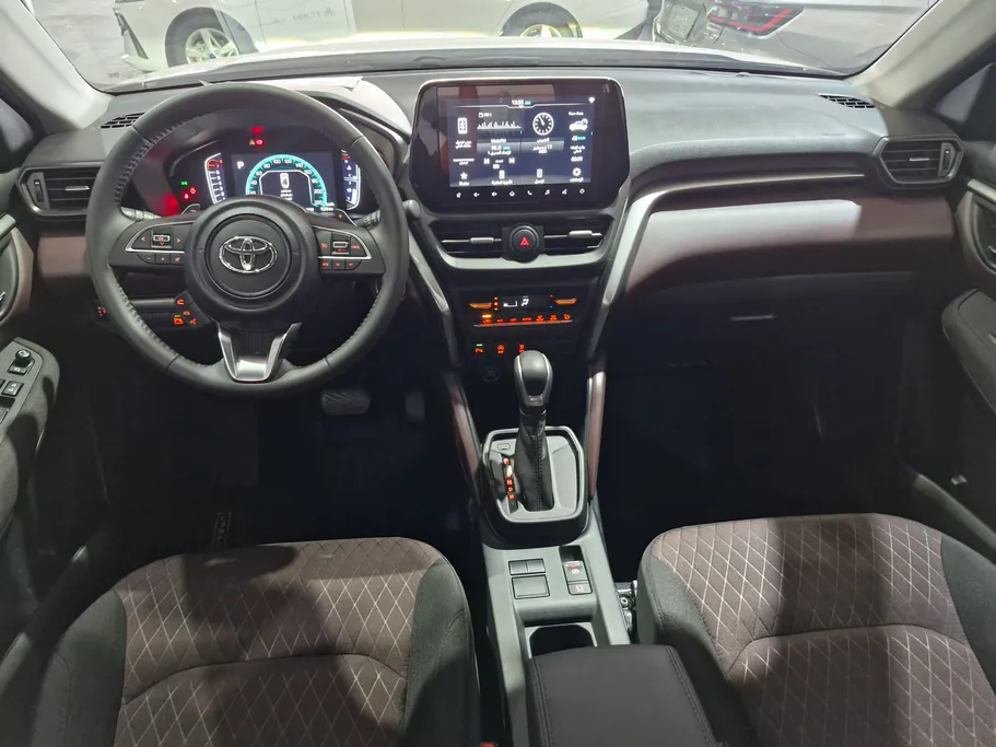 تويوتا أوربان كروزر GL 2026 