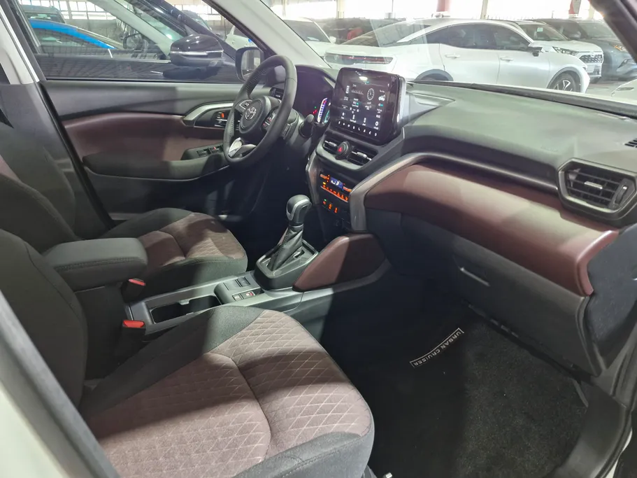 تويوتا أوربان كروزر GL 2026 