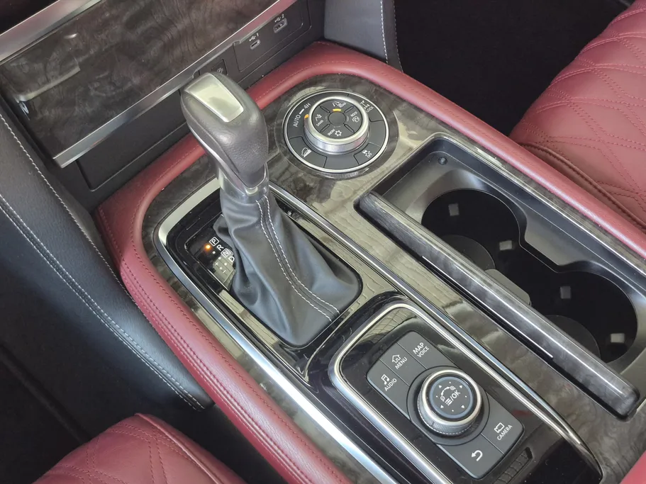 نيسان باترول SE Platinum 2024 