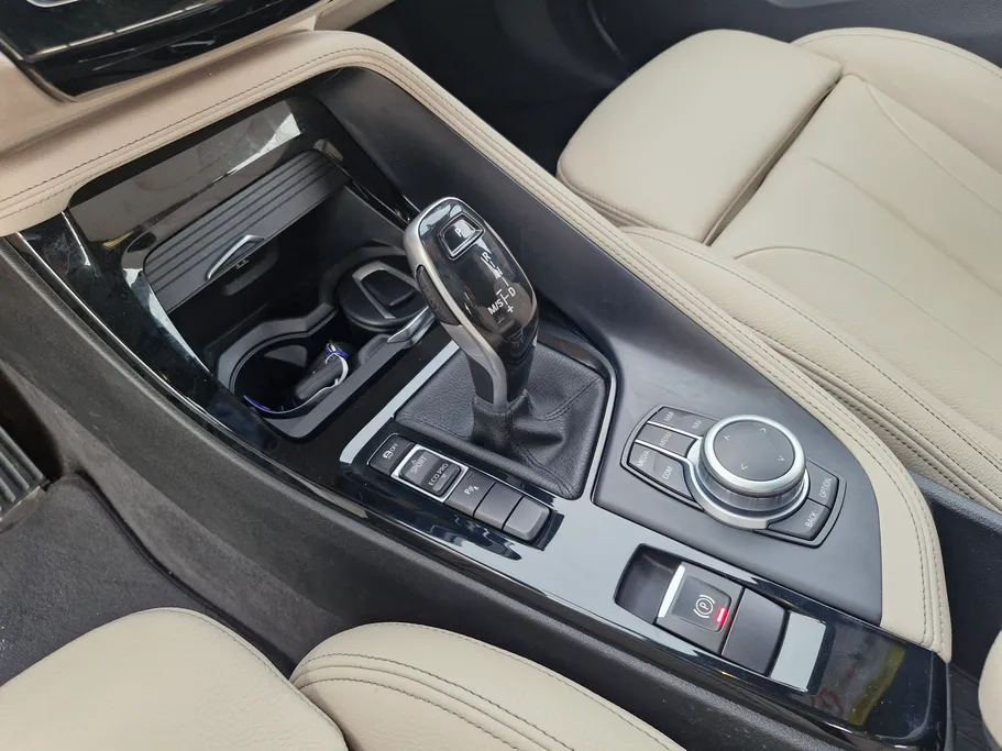 بي ام دبليو الفئة اكس X1sDrive20i A  2020 