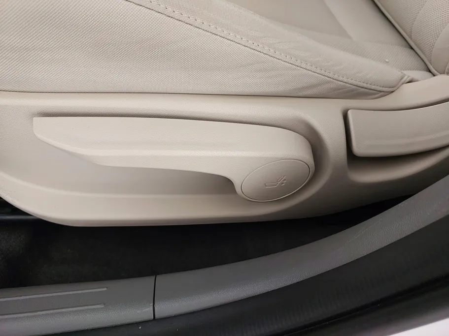 2023 Hyundai Elantra Fleet 