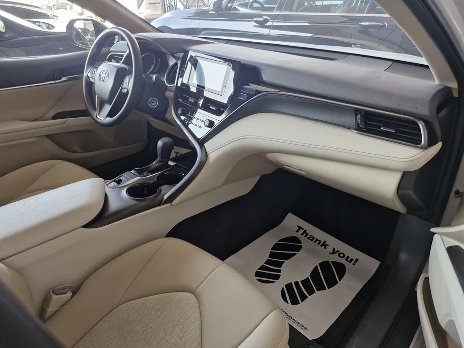 2024 Toyota Camry  LE 