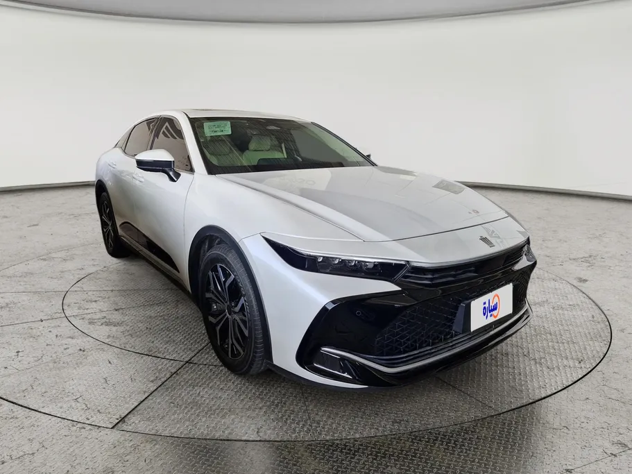 2023 Toyota Crown Premium 