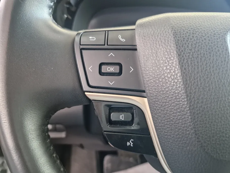 2023 Toyota Crown Premium 