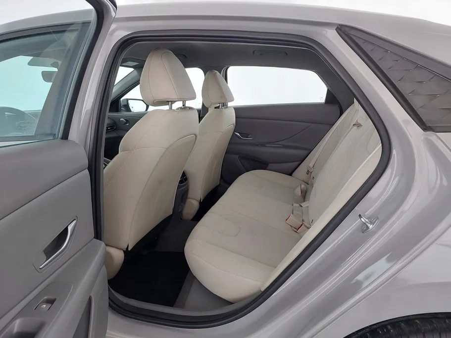 2024 Hyundai Elantra Fleet 