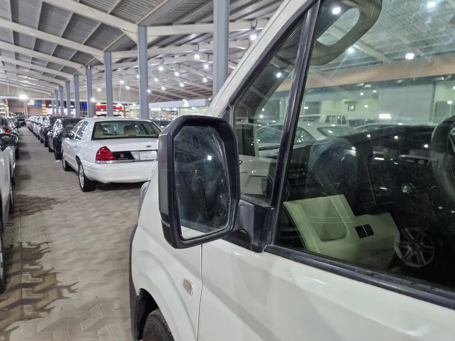 2019 Toyota Haice فان بضاعه 