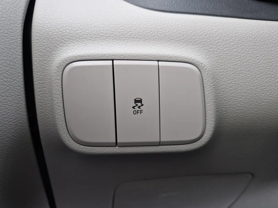 هيونداي Grand i10 فلييت 2023 