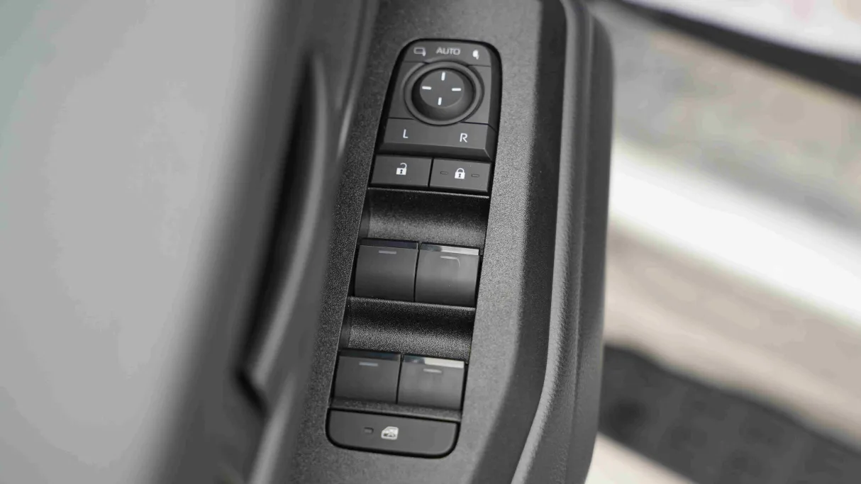 تويوتا برادو TX2 2026 