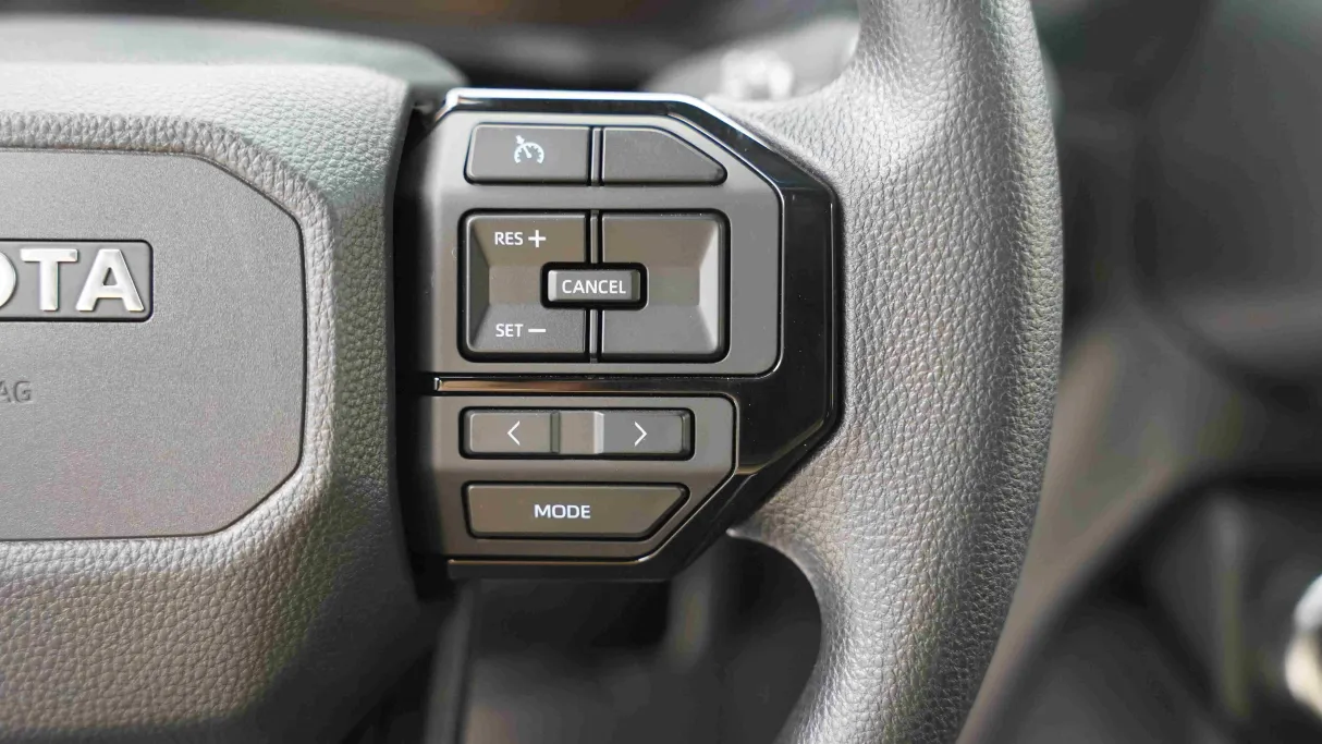 تويوتا برادو TX2 2026 