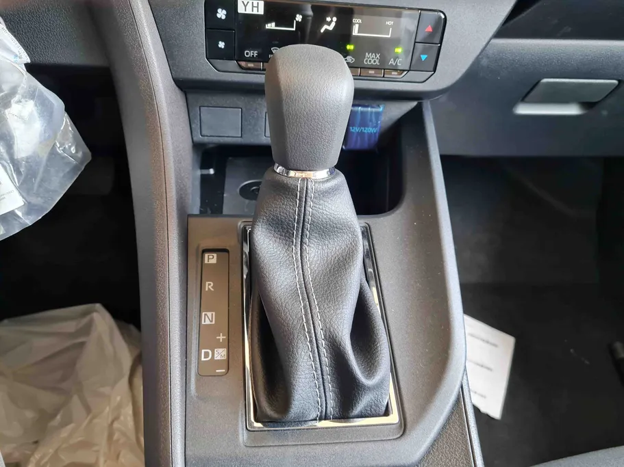 تويوتا يارس Y Plus 2026 