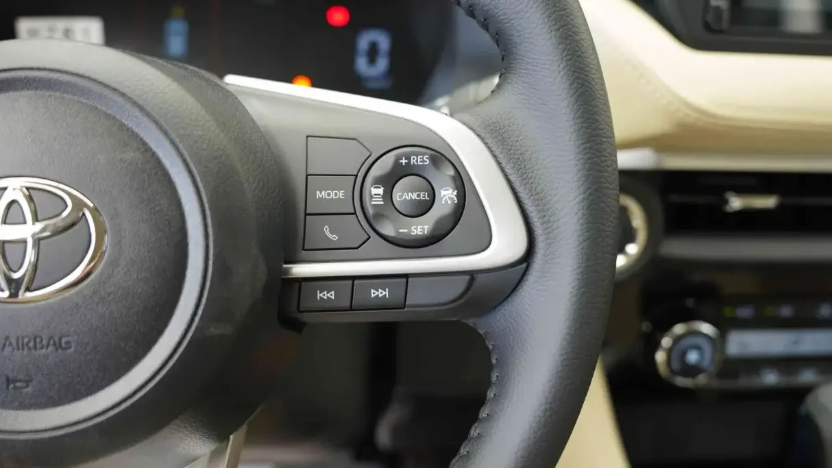 تويوتا يارس YX 2026 