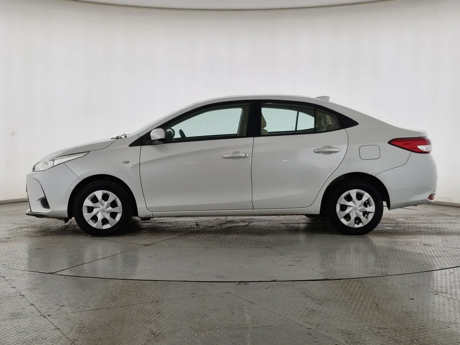 تويوتا يارس Y 2022 