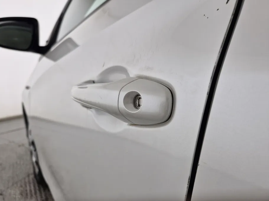 تويوتا يارس Y 2022 