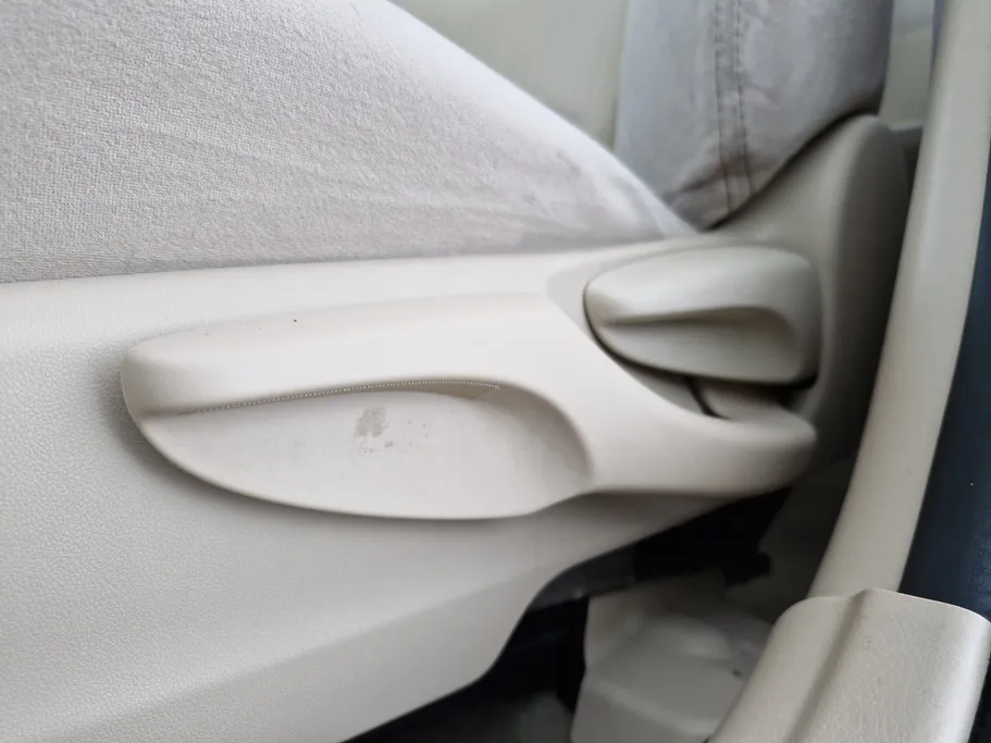 تويوتا يارس Y 2022 