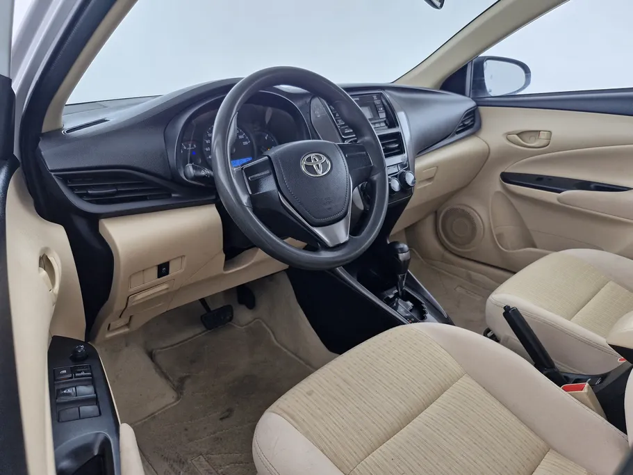 تويوتا يارس Y 2022 