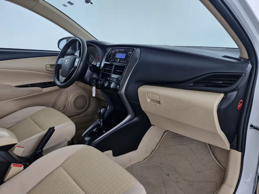 تويوتا يارس Y 2022 