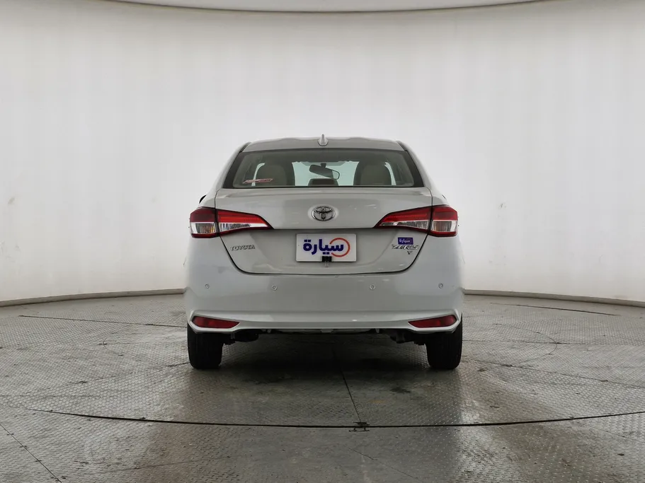 تويوتا يارس Y 2022 