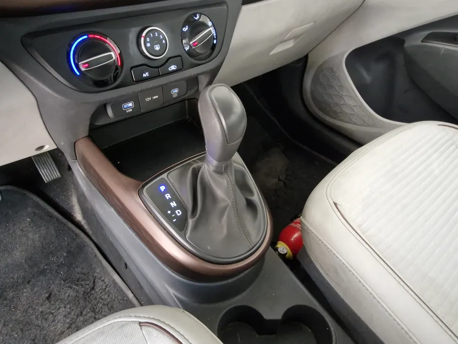 هيونداي Grand i10 فلييت 2024 