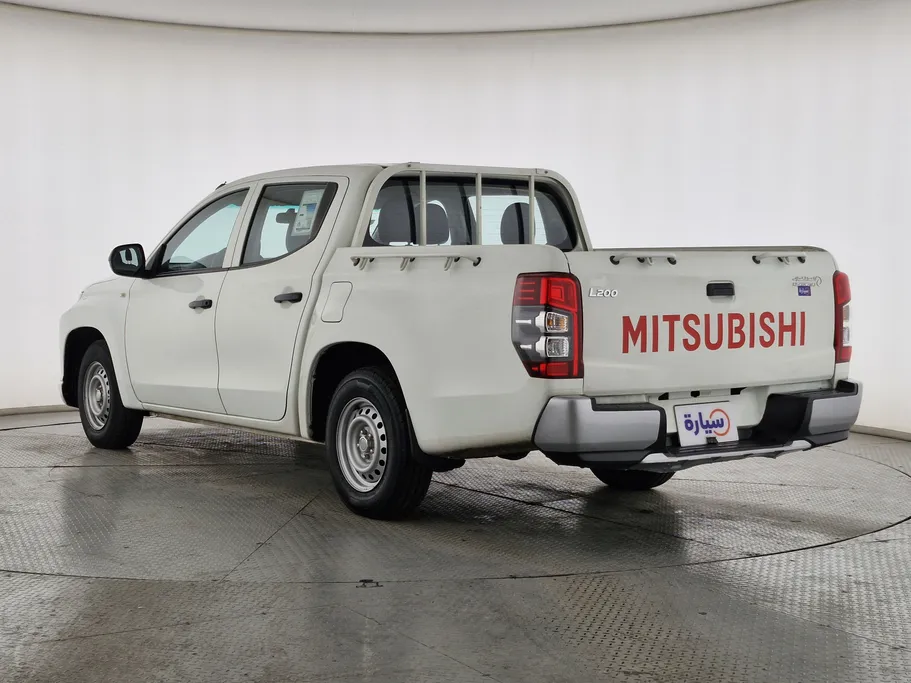 2021 Mitsubishi L200 DC 4x2 