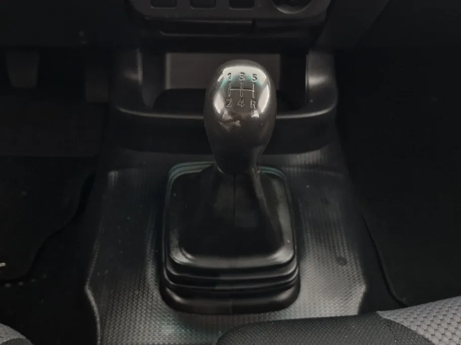 2021 Mitsubishi L200 DC 4x2 