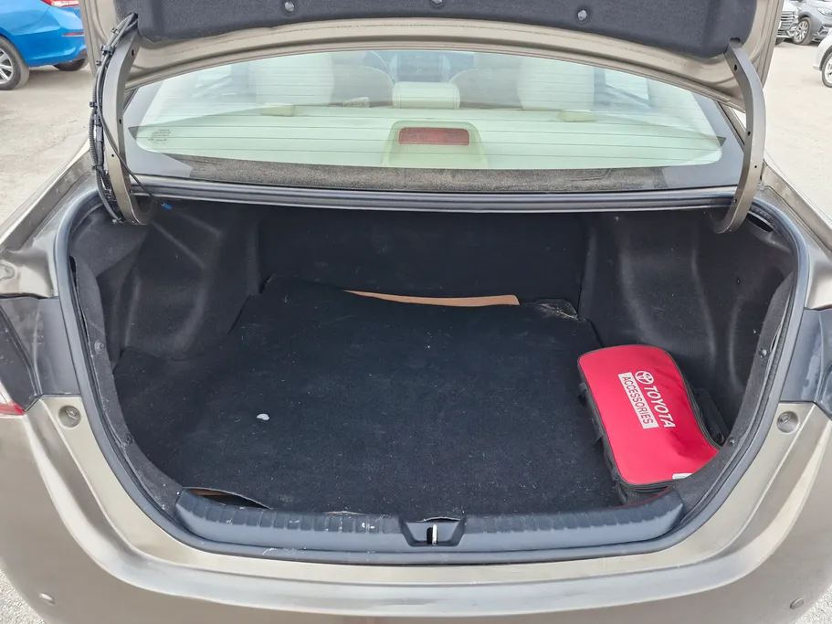 2022 Toyota Yaris  Y 